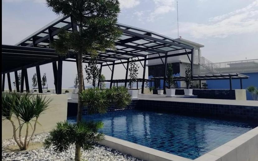 休闲民宿 Leisure Homestay @The Venus Sitiawan Kampong Lumut Kiri Bagian luar foto