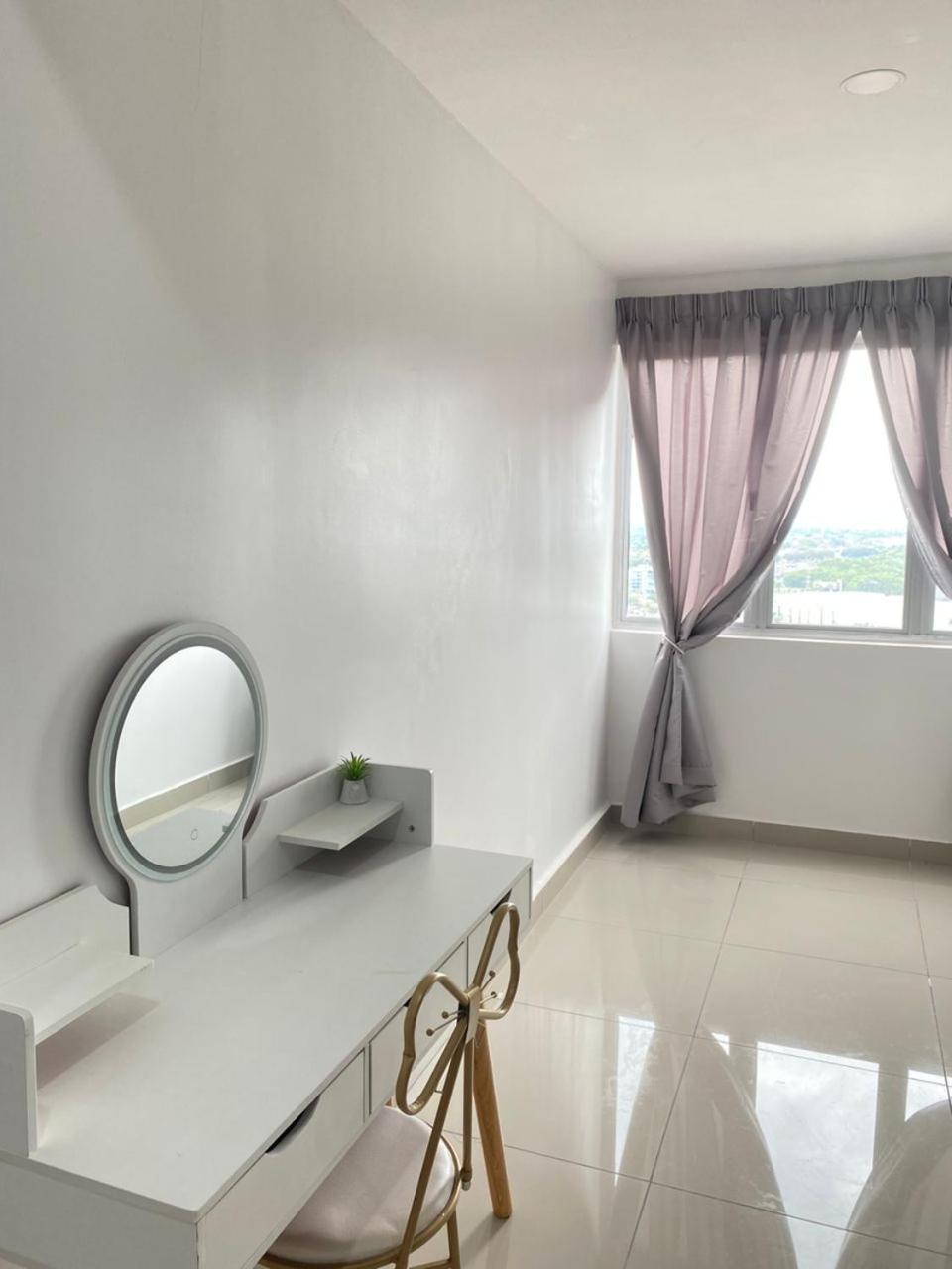 休闲民宿 Leisure Homestay @The Venus Sitiawan Kampong Lumut Kiri Bagian luar foto